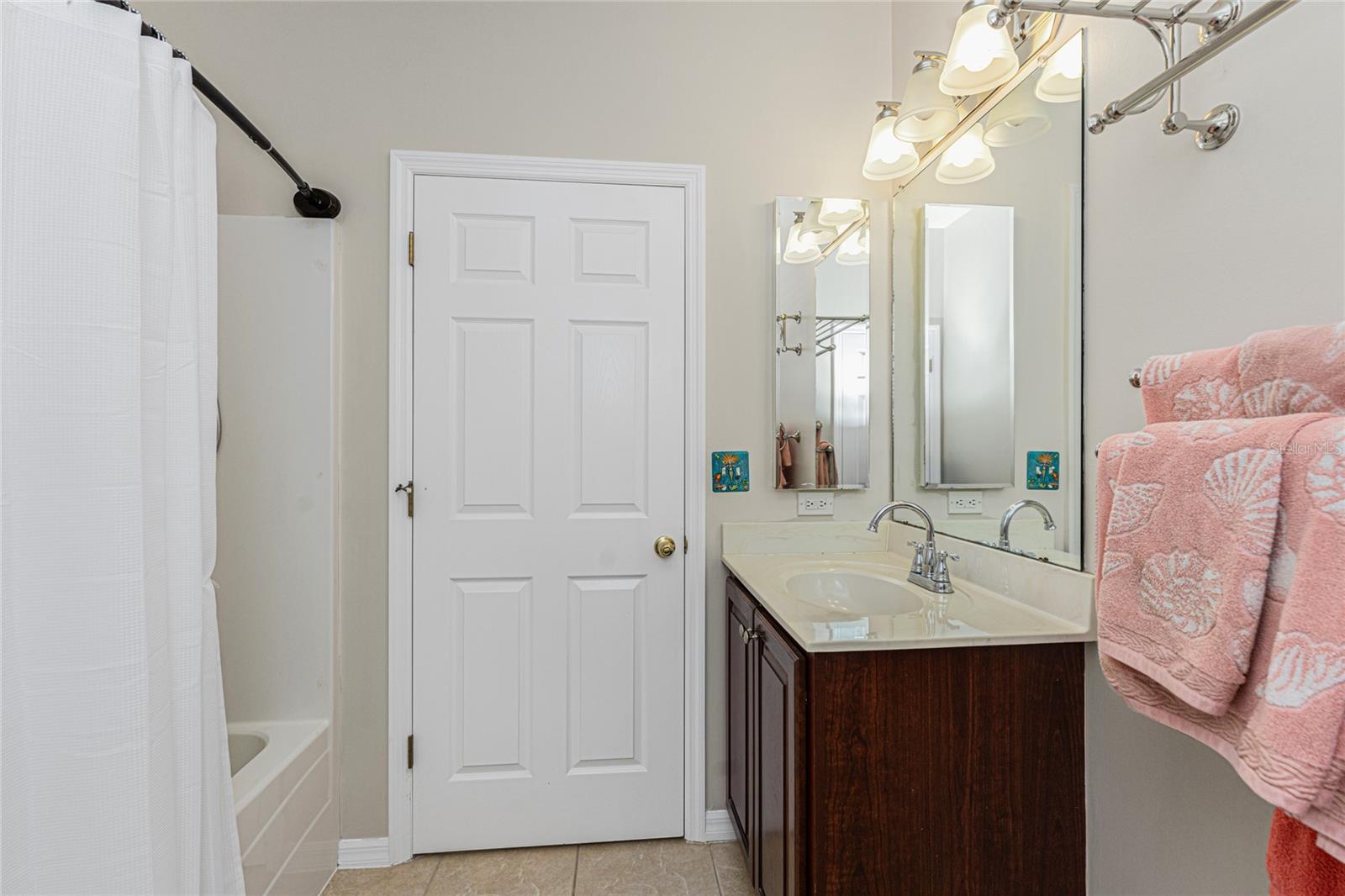 Image 31 of 45 For 24490 Wallaby Lane