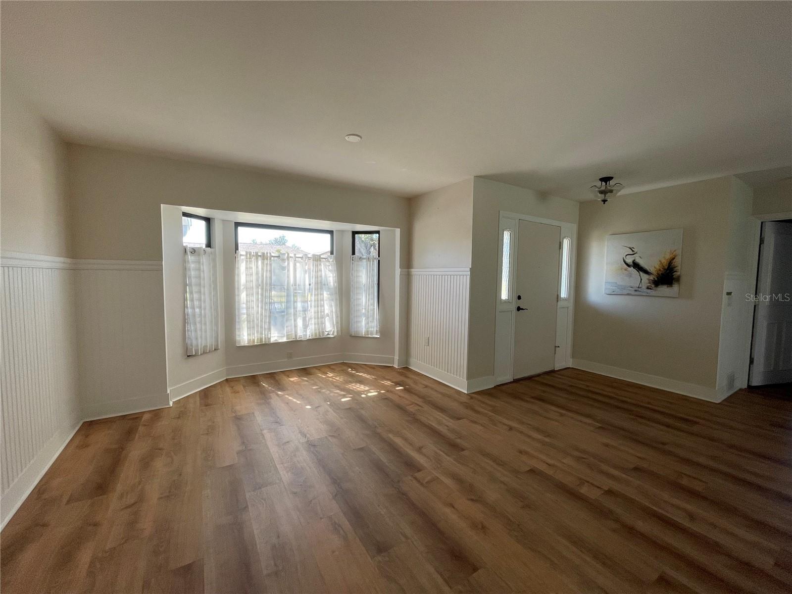 Image 6 of 38 For 3202 Meadow Run Drive