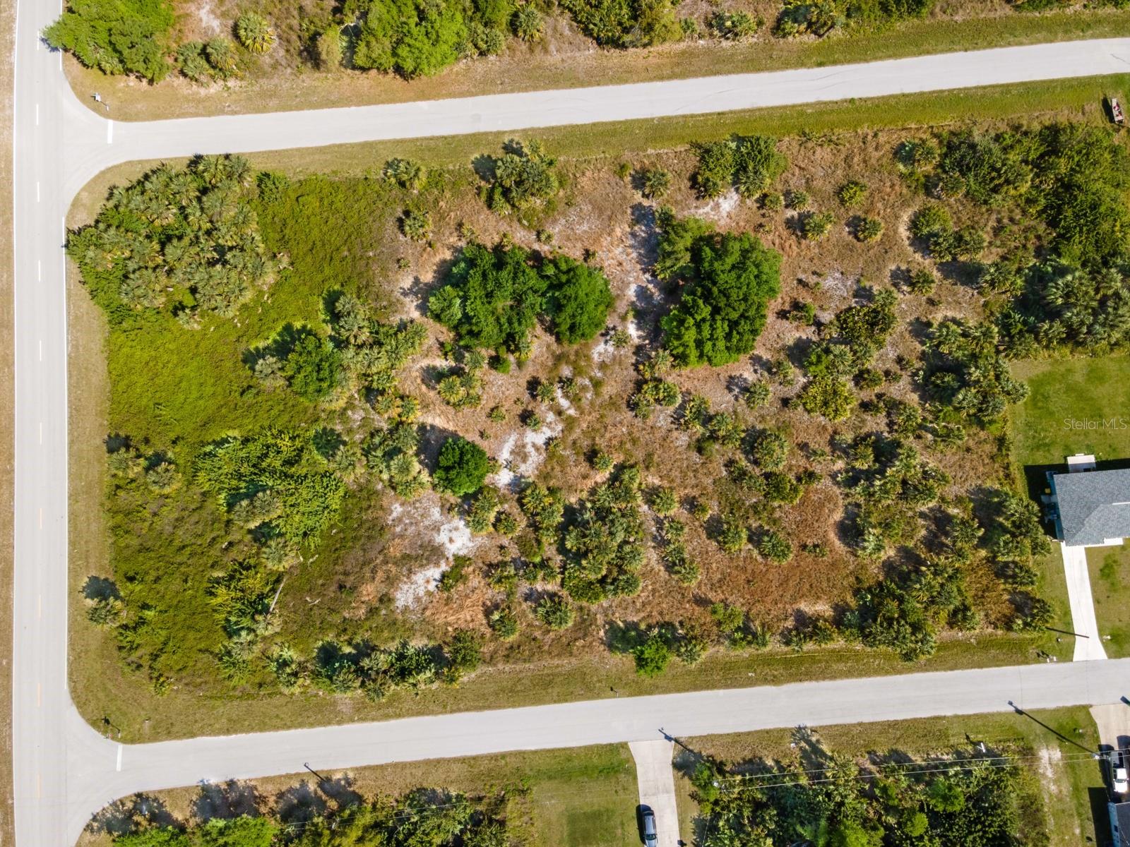 Image 17 of 21 For 19053 Sheriff Avenue