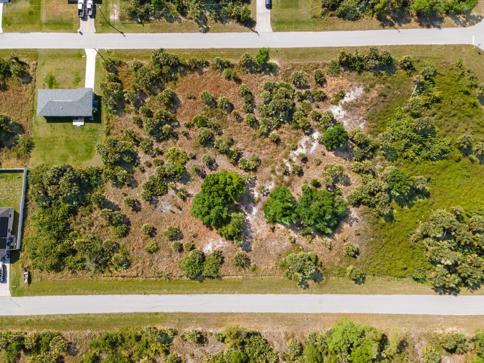 Image 20 of 21 For 19053 Sheriff Avenue