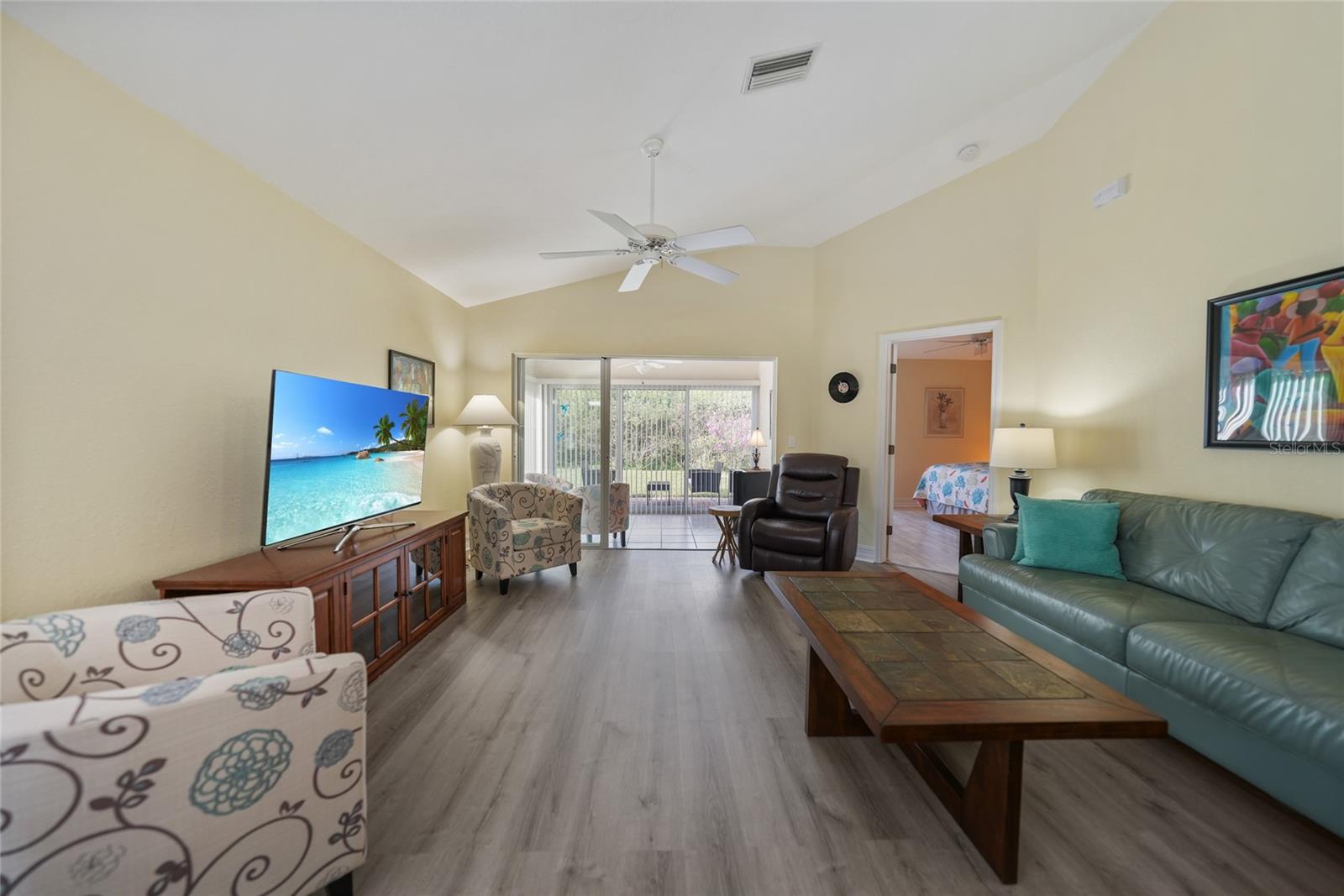 Image 9 of 64 For 530 Islamorada Boulevard