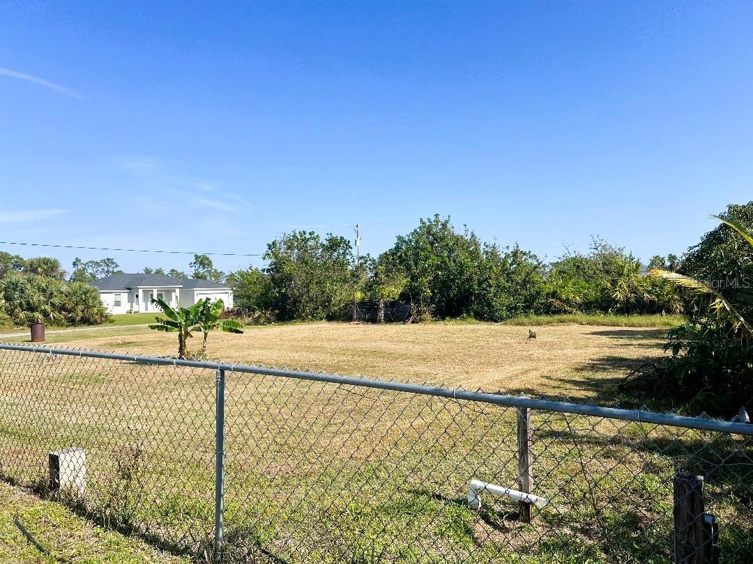 Image 41 of 56 For 12143 Du Barry Avenue