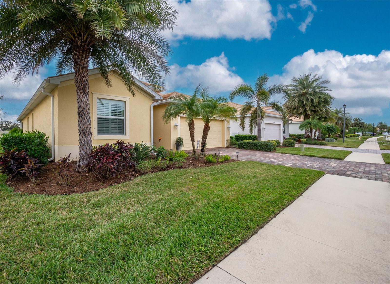 Image 2 of 74 For 6139 Grand Cypress Boulevard