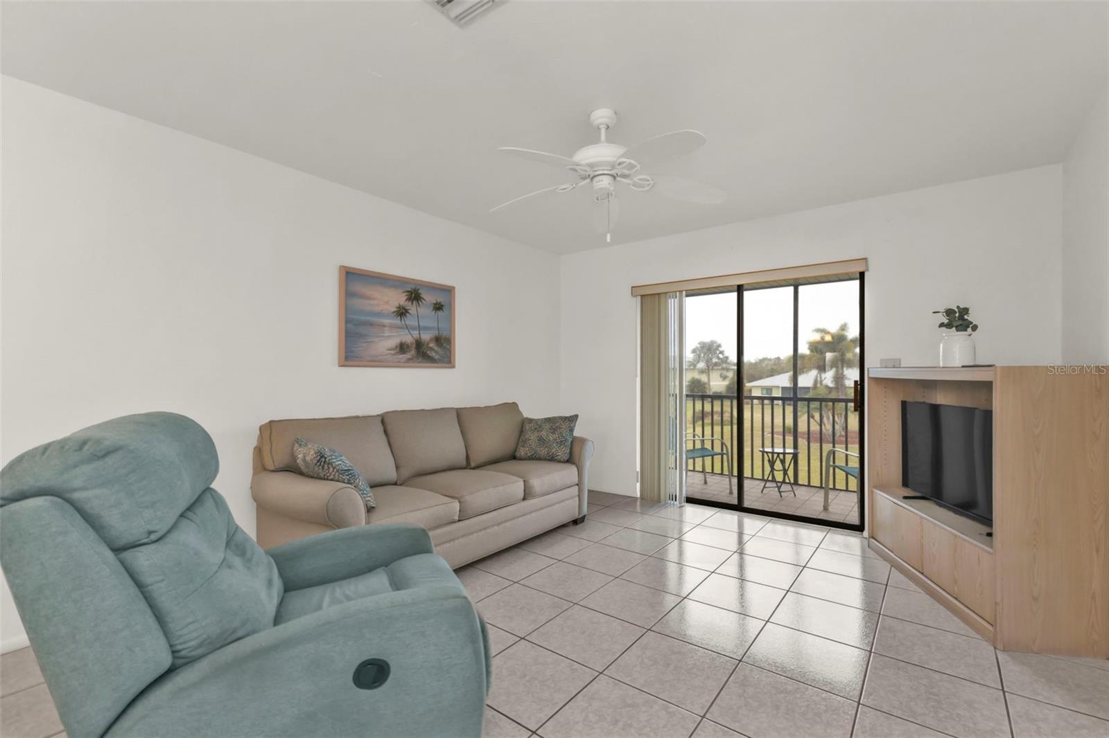 Image 12 of 24 For 25225 Rampart Boulevard 1606