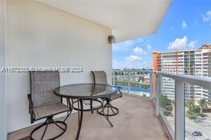 Image 16 of 24 For 1301 N Miami Gardens Drive 1225w