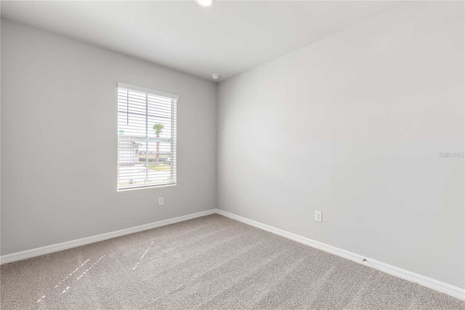 Image 33 of 34 For 9452 Sunbeam Circle
