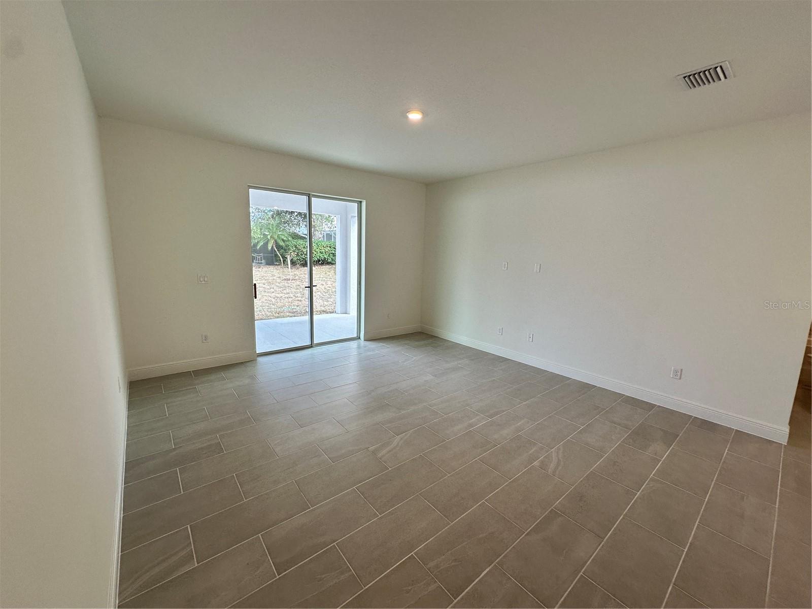 Image 10 of 16 For 36 Woodlawn Drive