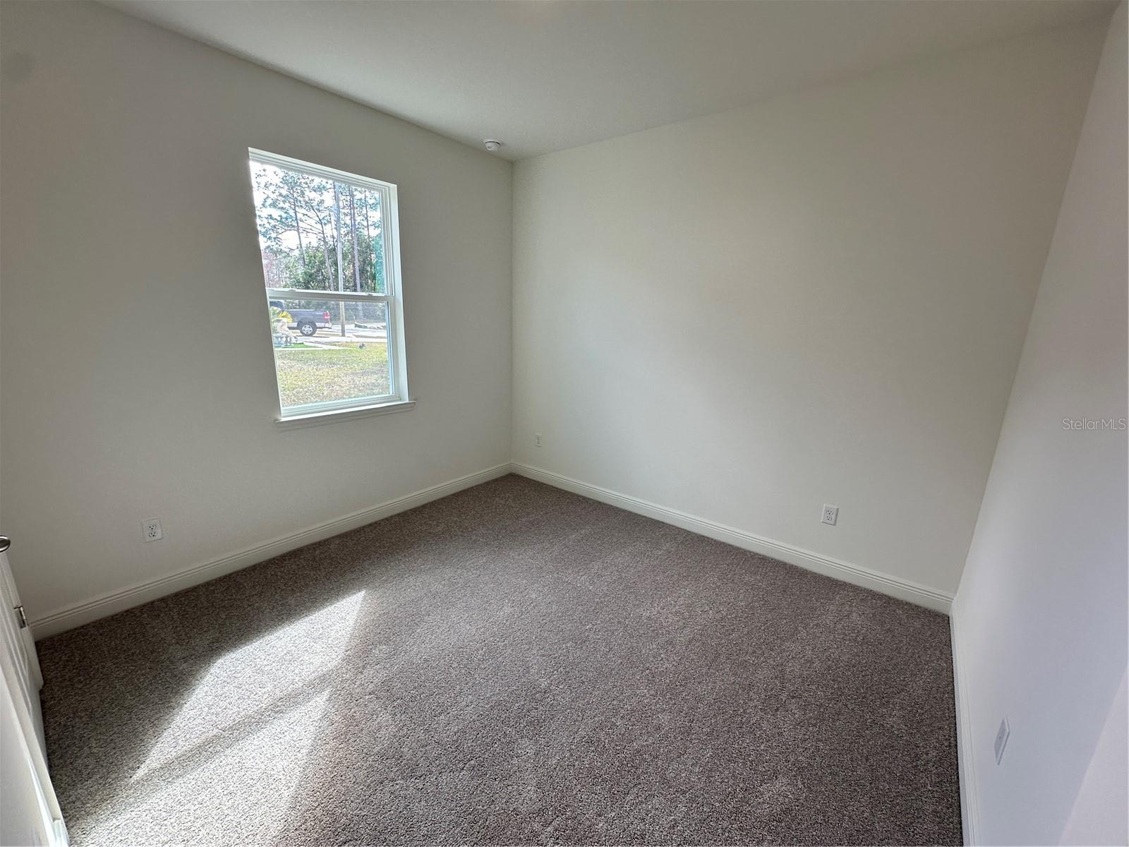 Image 9 of 16 For 36 Woodlawn Drive
