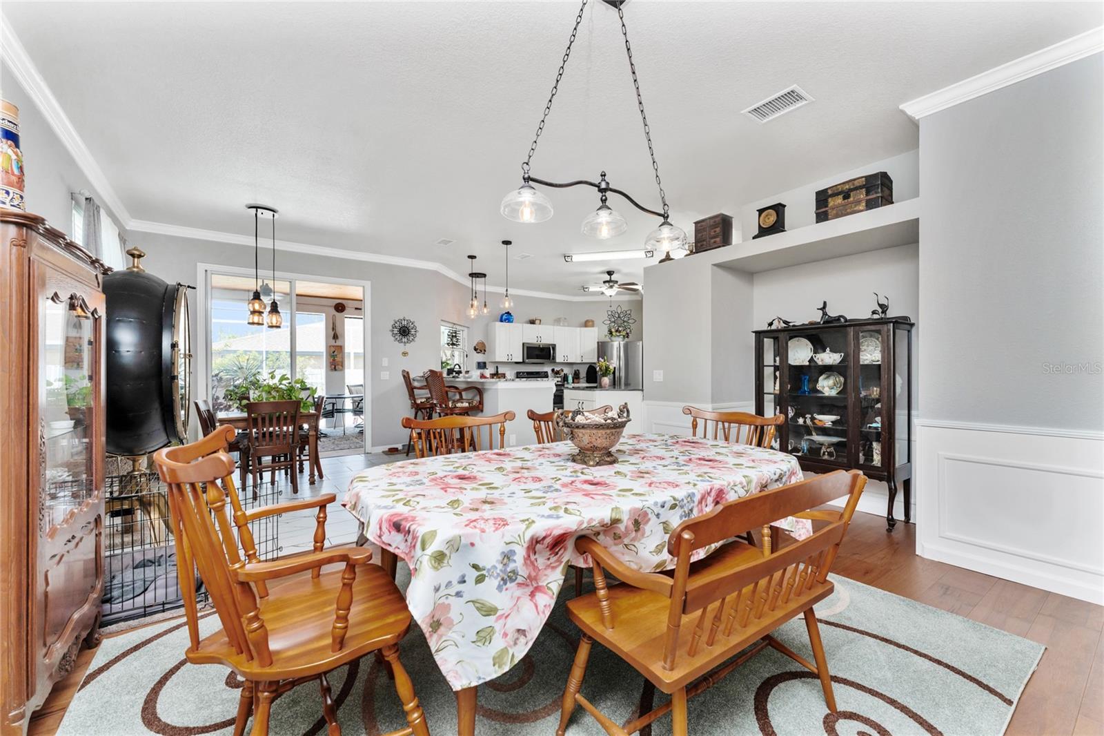 Image 17 of 61 For 15105 Aldama Circle