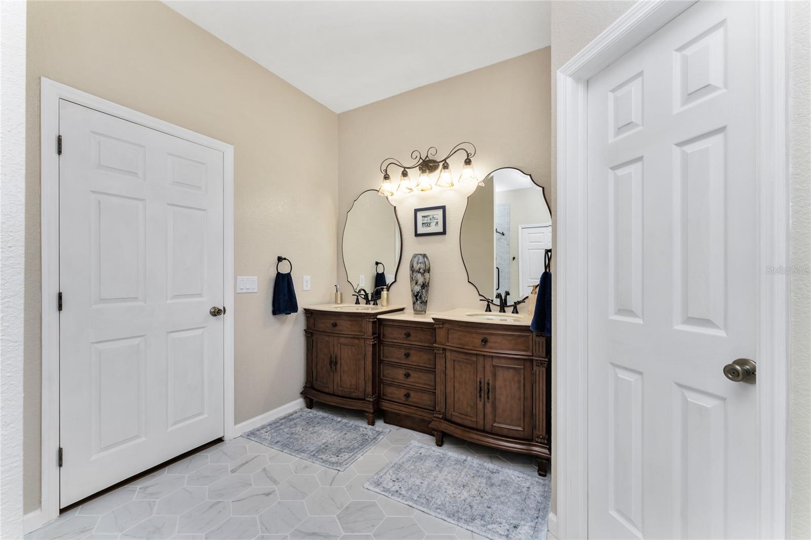 Image 34 of 61 For 15105 Aldama Circle