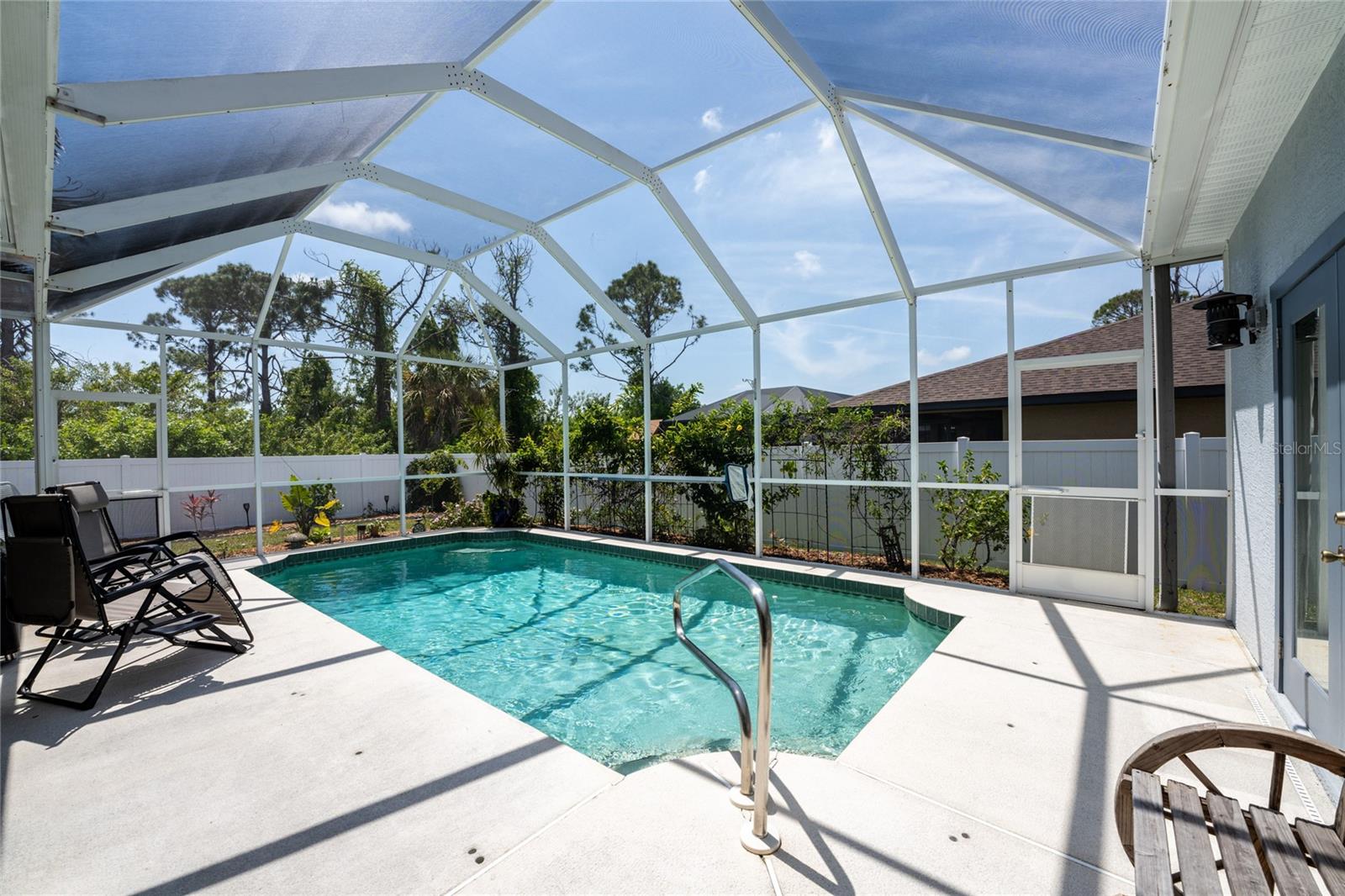 Image 46 of 61 For 15105 Aldama Circle
