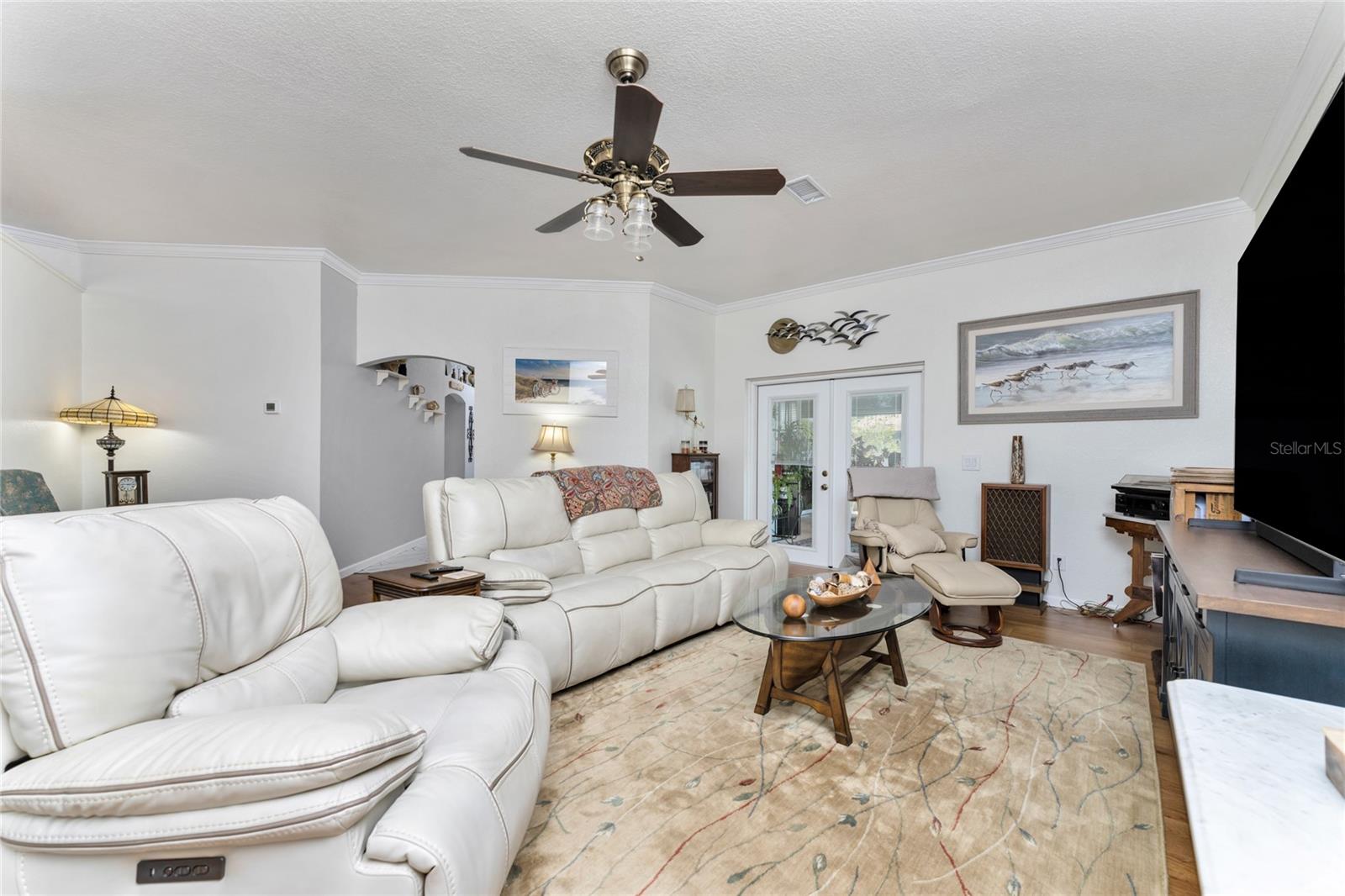 Image 8 of 61 For 15105 Aldama Circle