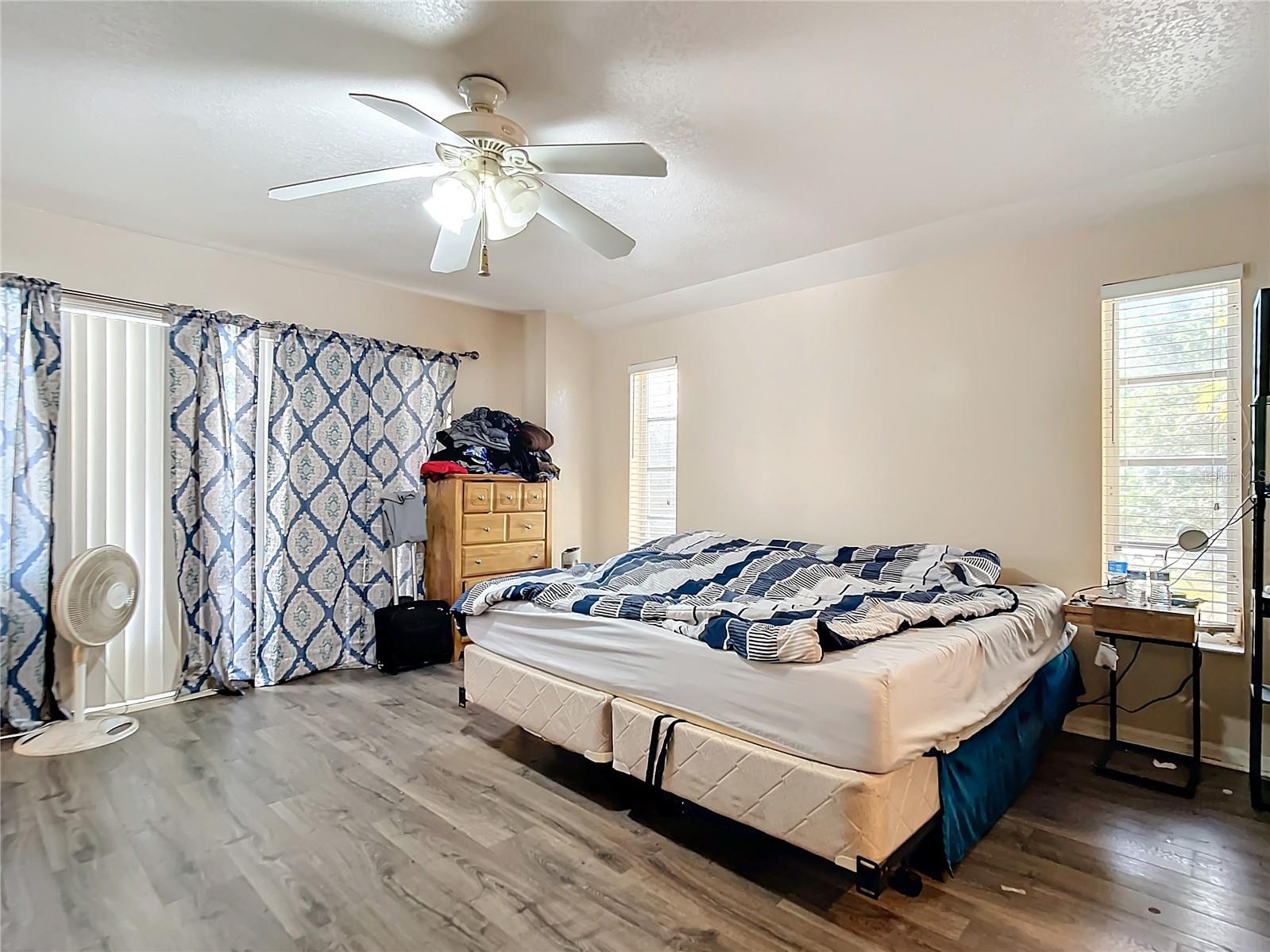 Image 23 of 64 For 7148 & 7140 Coventry Terrace