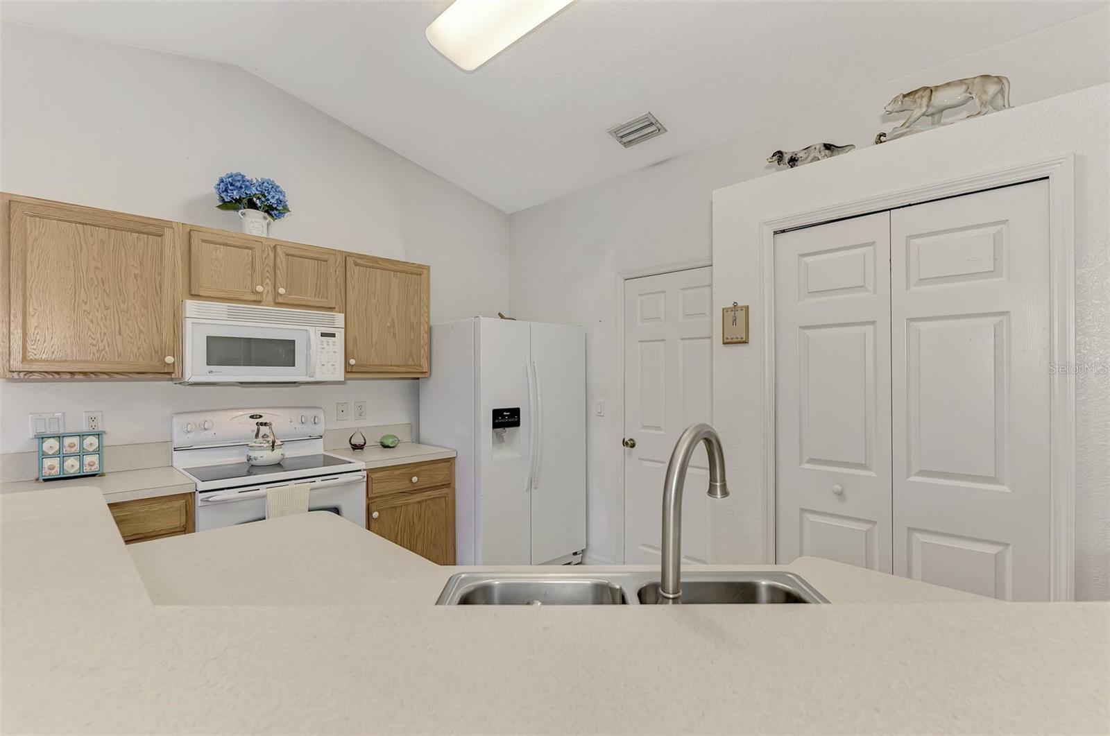 Image 13 of 53 For 13284 Buckett Circle