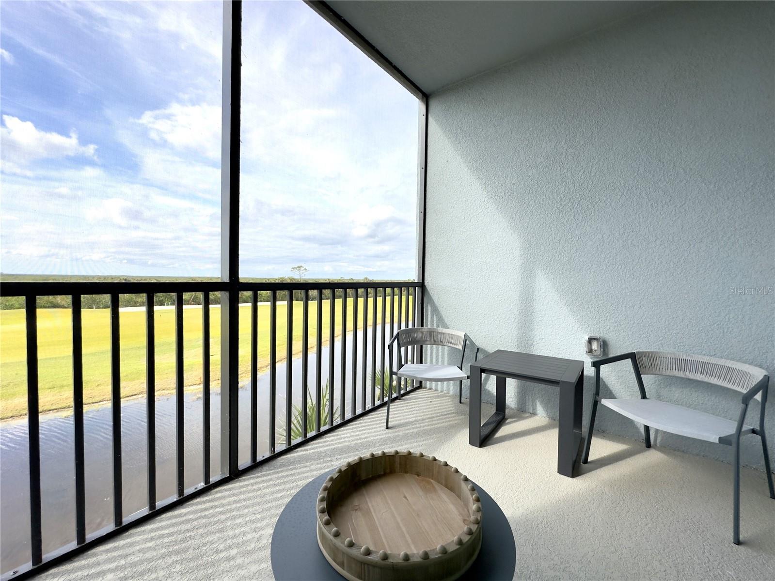 Listing photo id 18 for 14061 Heritage Landing Boulevard 434