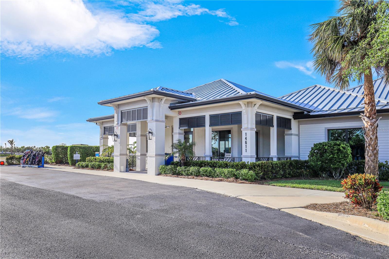 Listing photo id 35 for 14061 Heritage Landing Boulevard 434