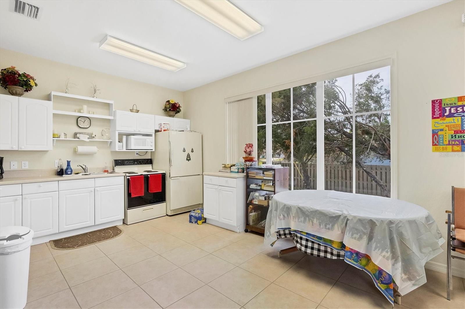Image 19 of 35 For 2623 Vasco Street