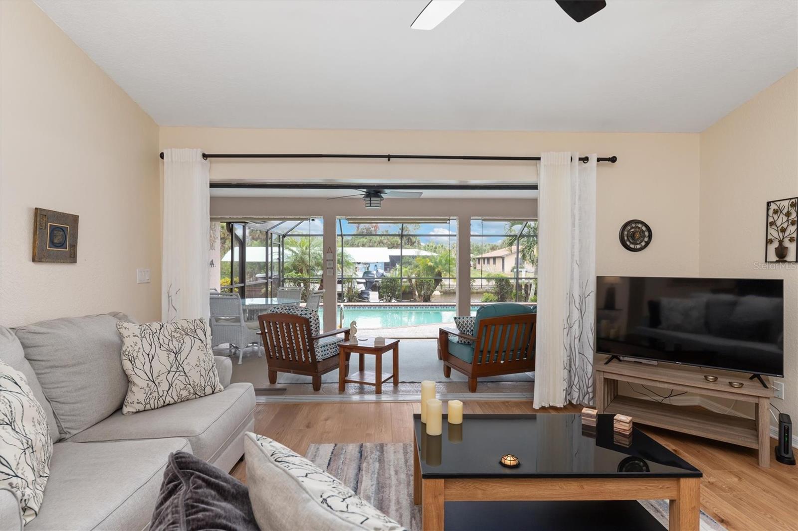Image 11 of 67 For 18305 Wolbrette Circle