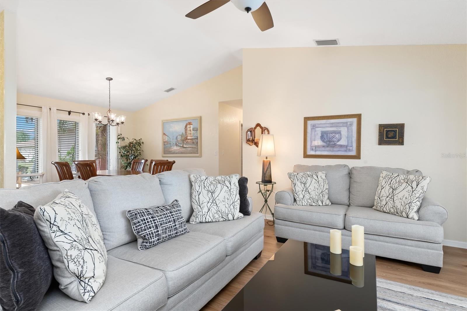 Image 13 of 67 For 18305 Wolbrette Circle