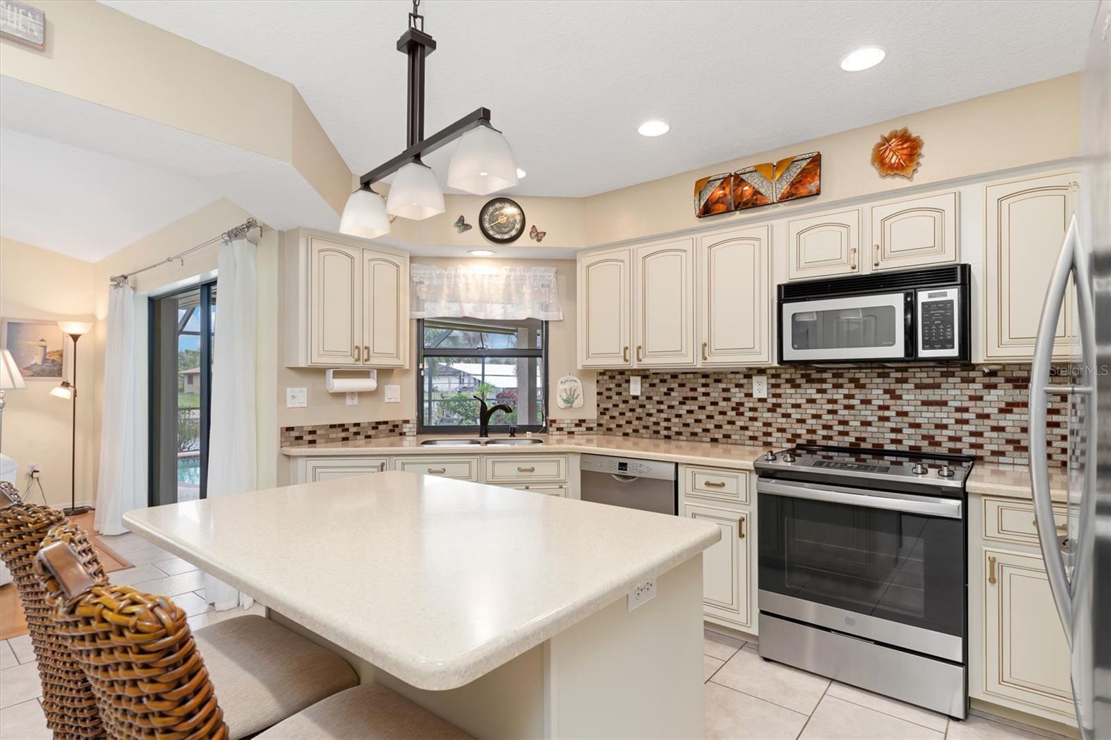 Image 18 of 67 For 18305 Wolbrette Circle