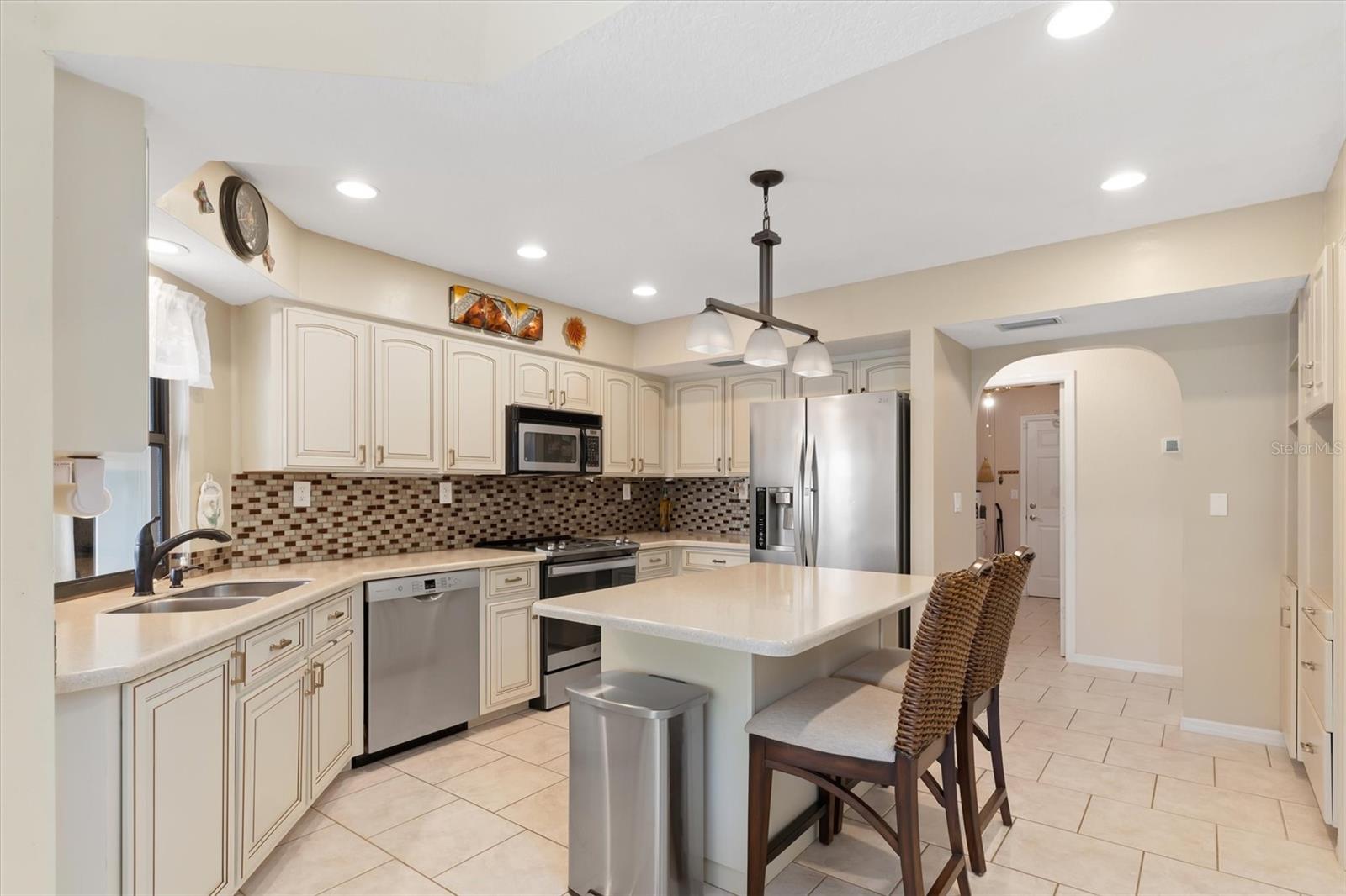 Image 20 of 67 For 18305 Wolbrette Circle