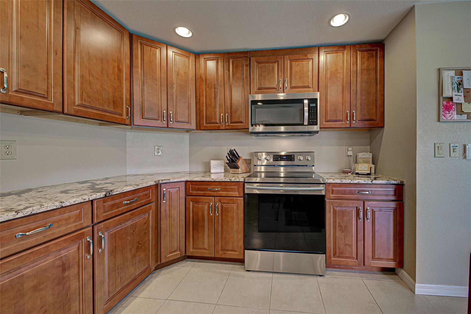 Image 10 of 32 For 2798 Rock Creek Drive