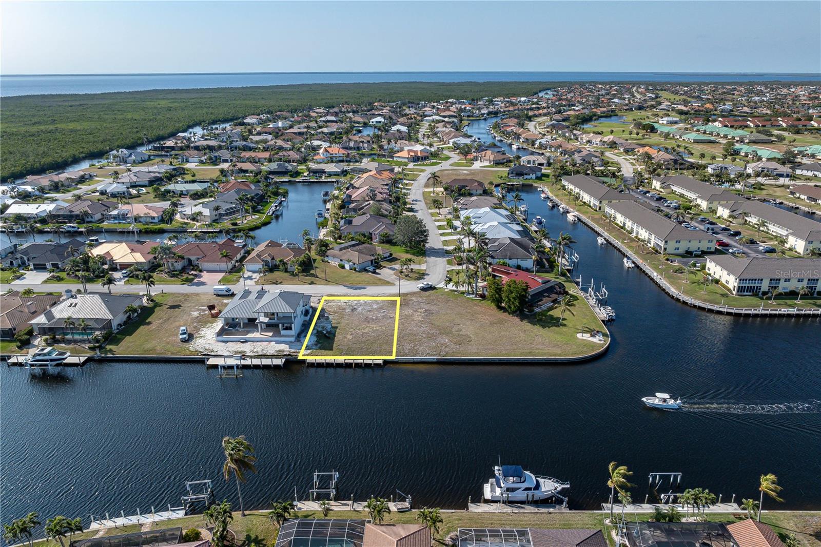 Image 8 of 19 For 1454 Casey Key Drive