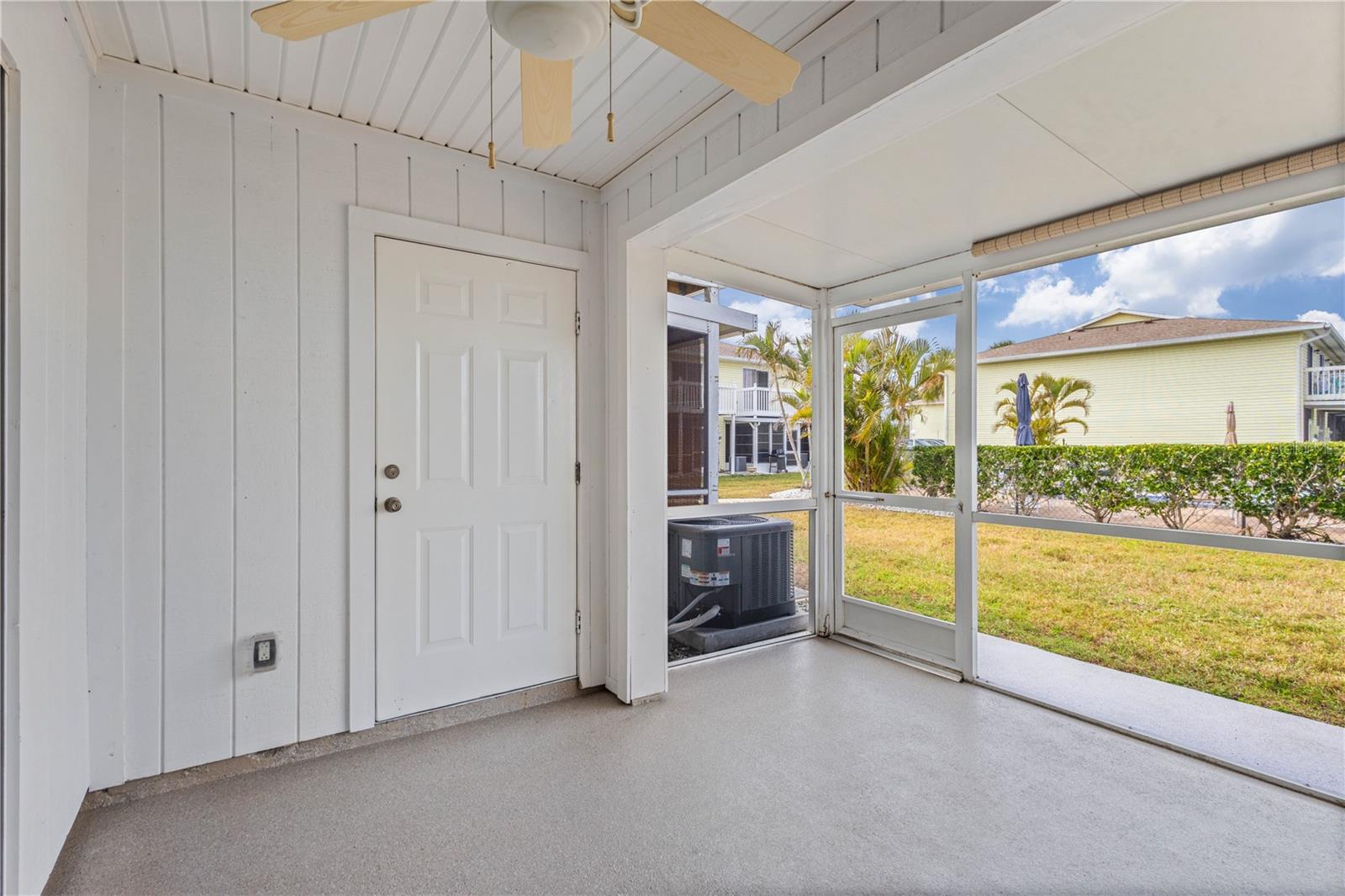 Image 11 of 29 For 26346 Rampart Boulevard 904