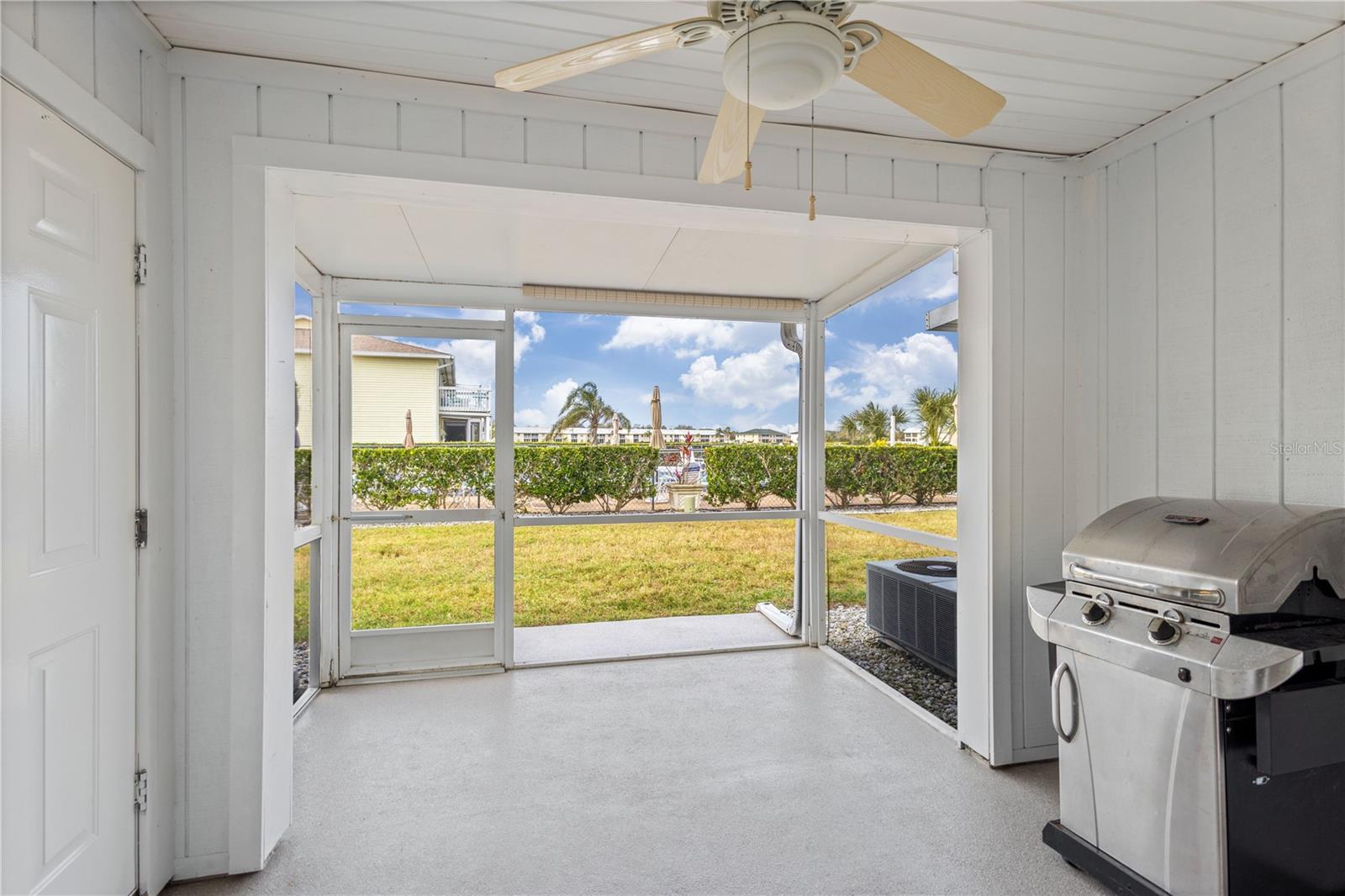 Image 12 of 29 For 26346 Rampart Boulevard 904