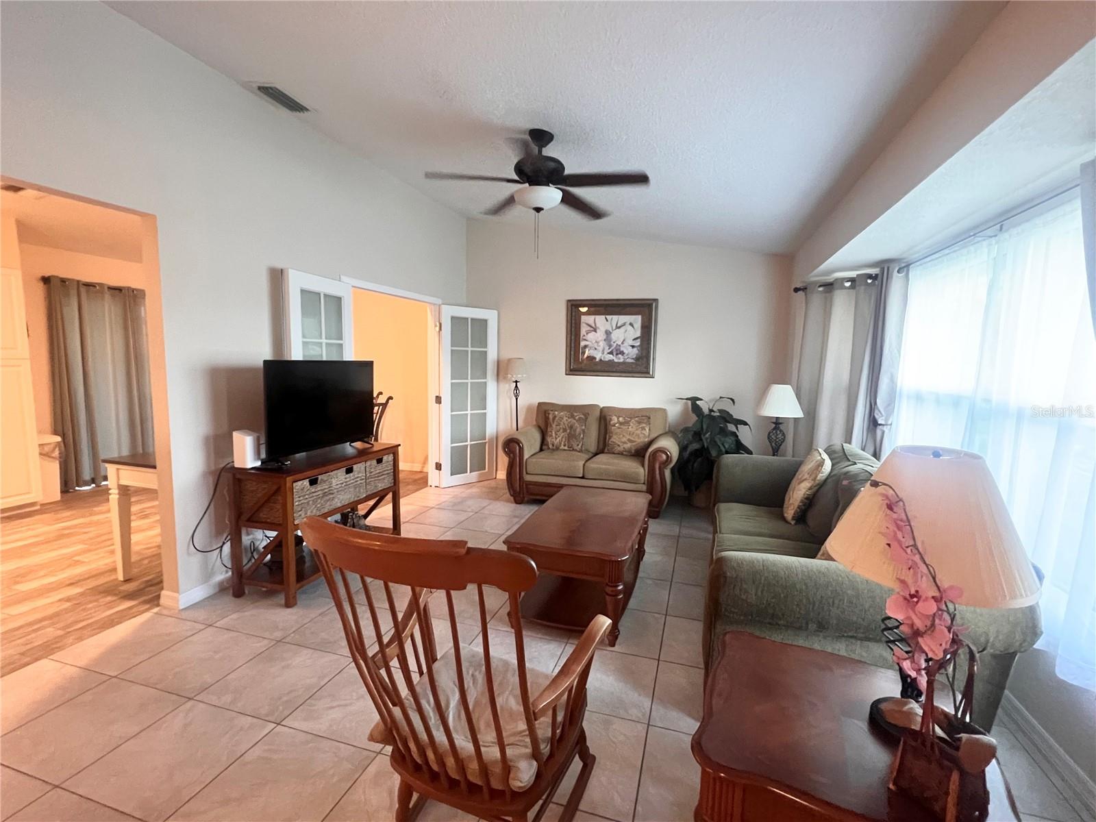 Image 2 of 13 For 20362 Emerald Avenue