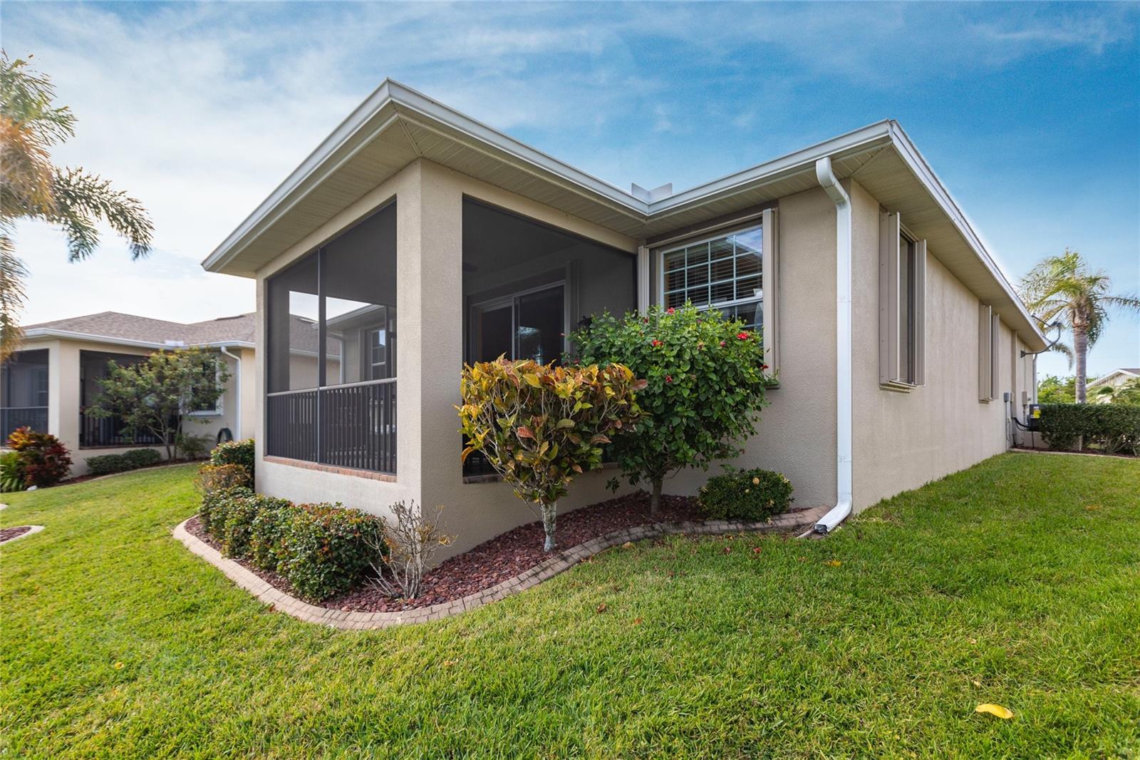 Image 31 of 47 For 24667 Rio Villa Lakes Circle