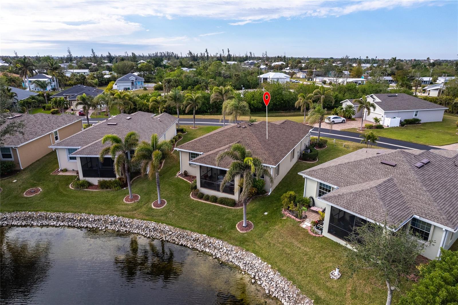 Image 36 of 47 For 24667 Rio Villa Lakes Circle