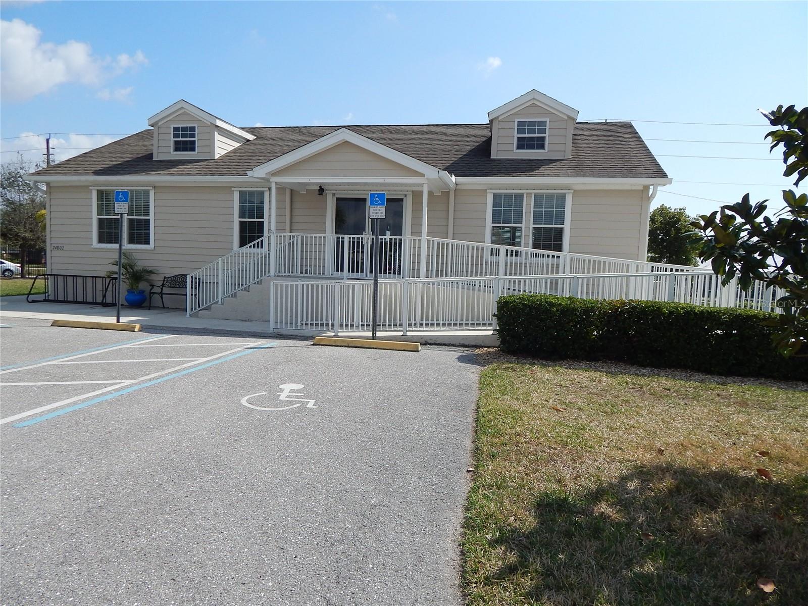 Image 40 of 47 For 24667 Rio Villa Lakes Circle
