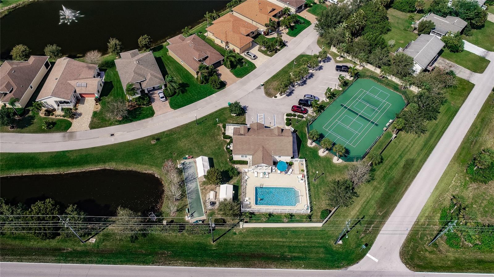 Image 41 of 47 For 24667 Rio Villa Lakes Circle