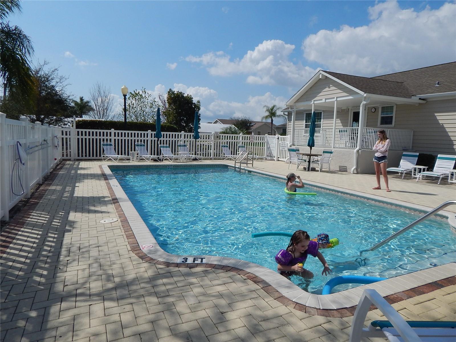 Image 42 of 47 For 24667 Rio Villa Lakes Circle