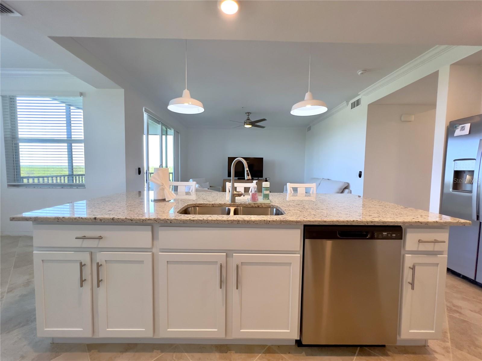 Image 7 of 47 For 14051 Heritage Landing Boulevard 537