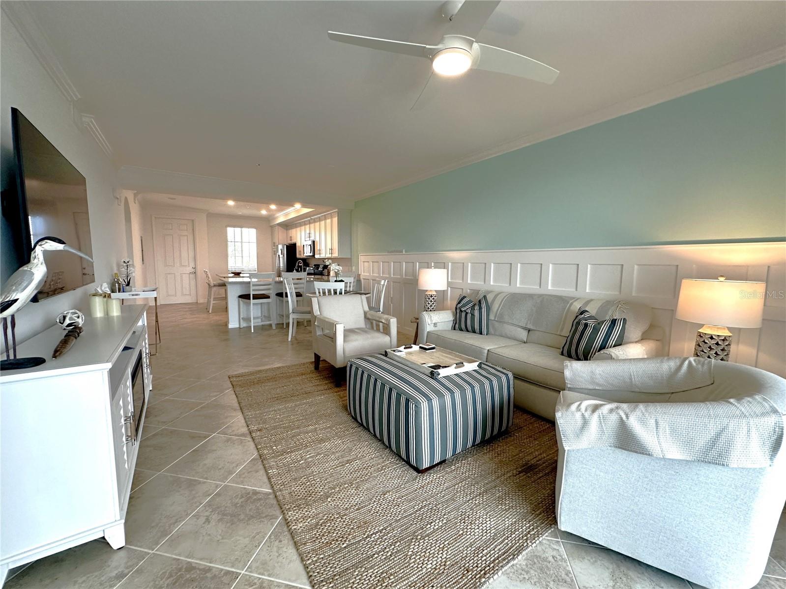 Image 5 of 35 For 14041 Heritage Landing Boulevard 634