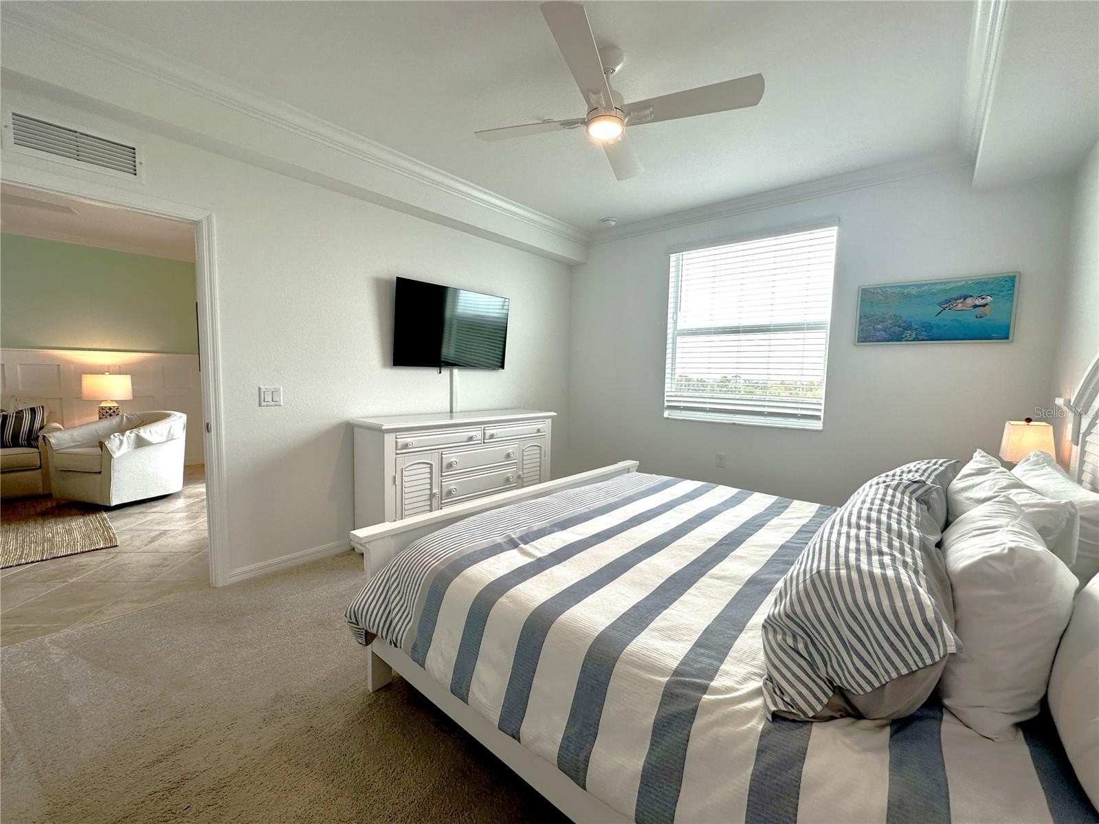 Image 9 of 35 For 14041 Heritage Landing Boulevard 634