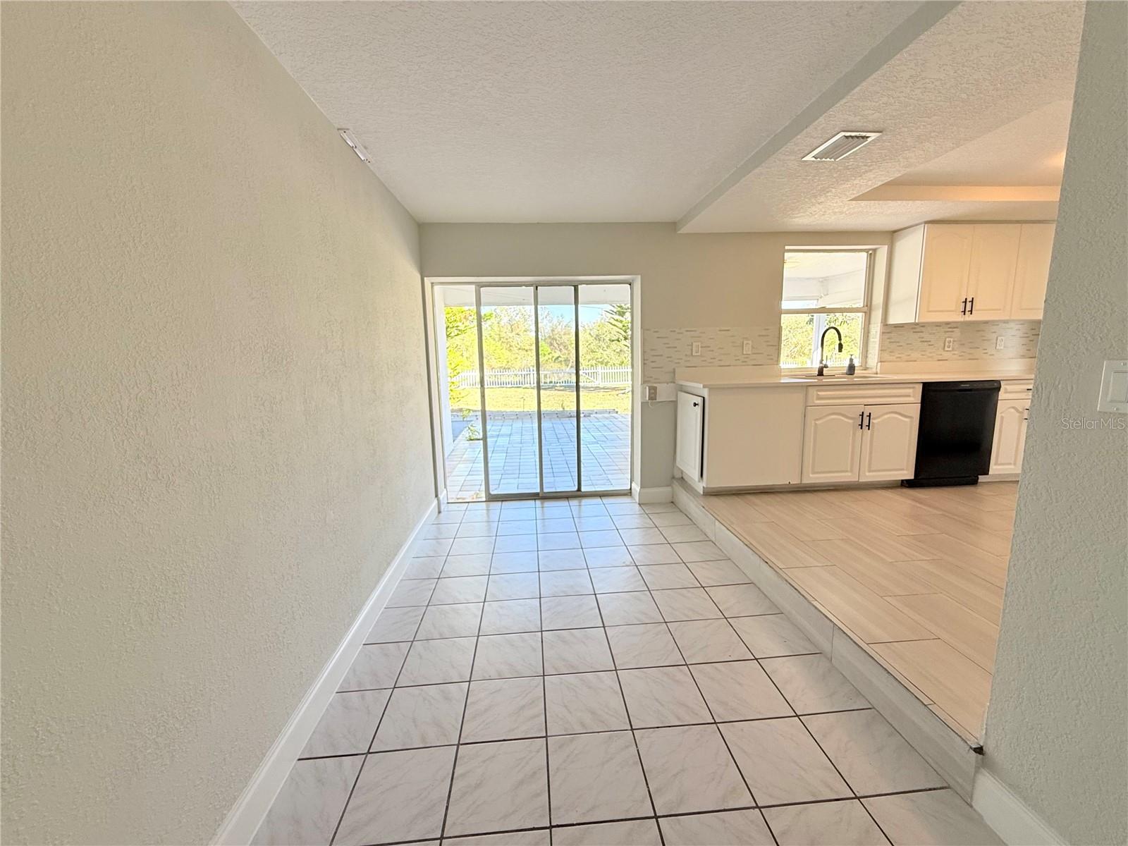 Image 11 of 31 For 1438 Navigator Road
