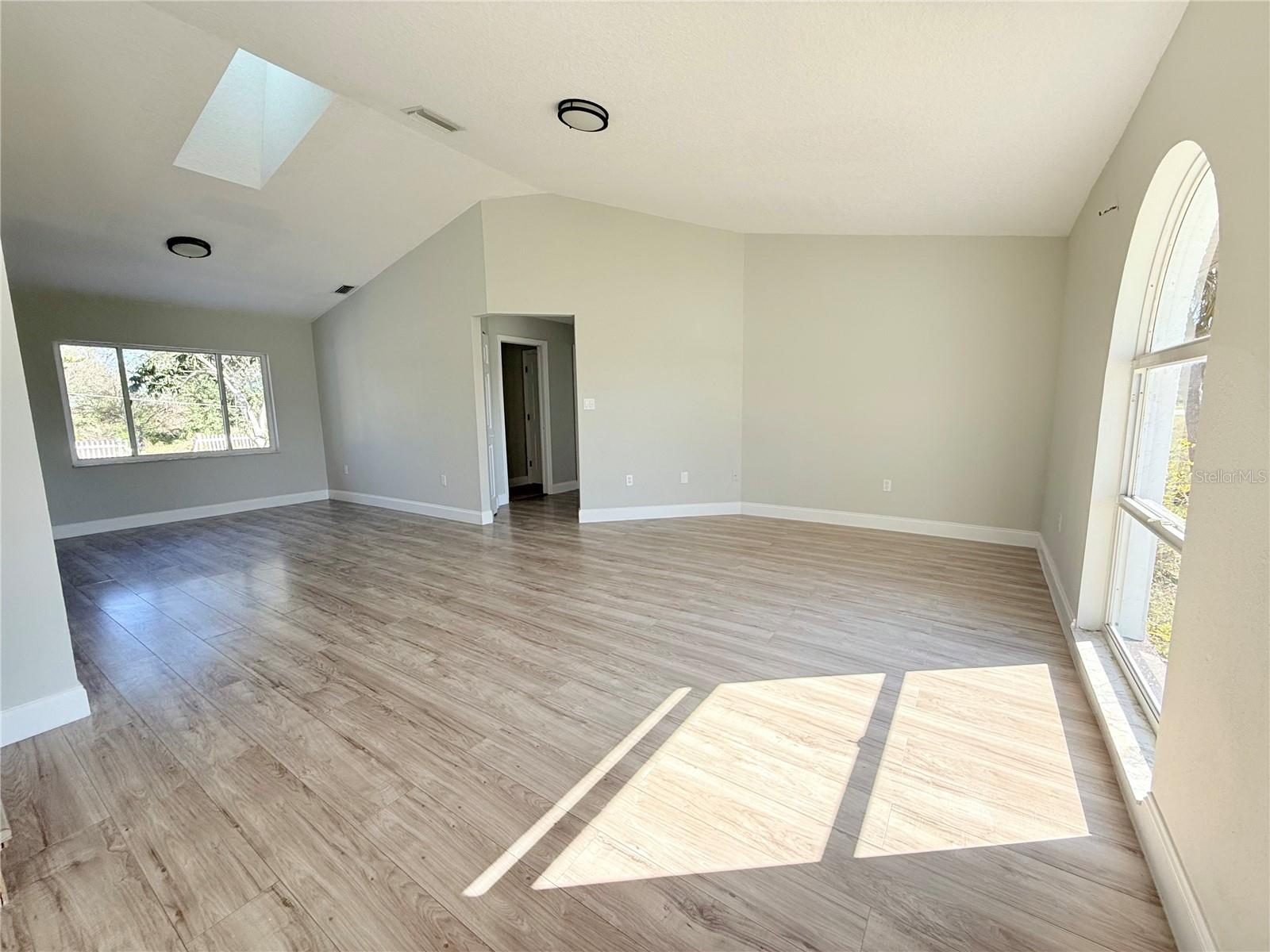 Image 4 of 31 For 1438 Navigator Road