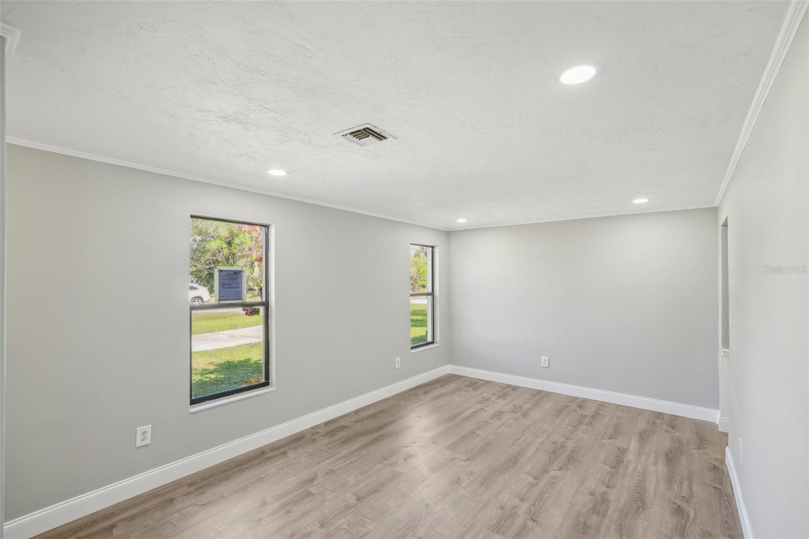 Image 15 of 28 For 1219 Ansin Street