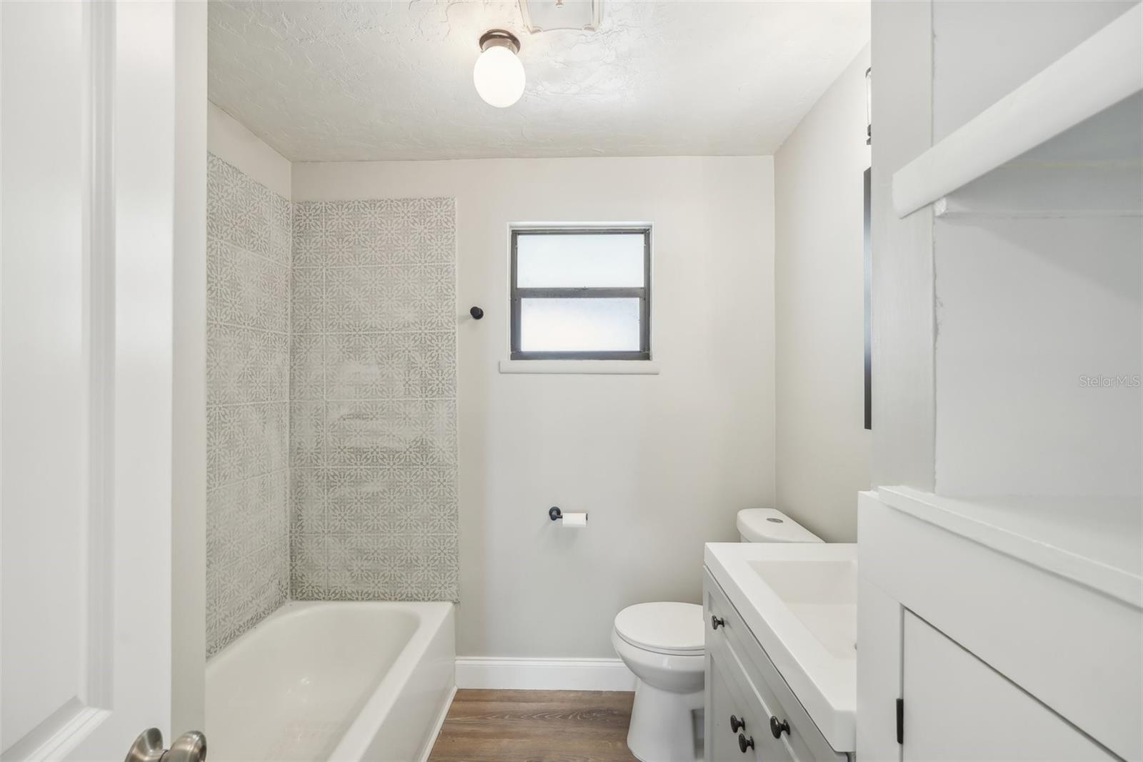 Image 20 of 28 For 1219 Ansin Street