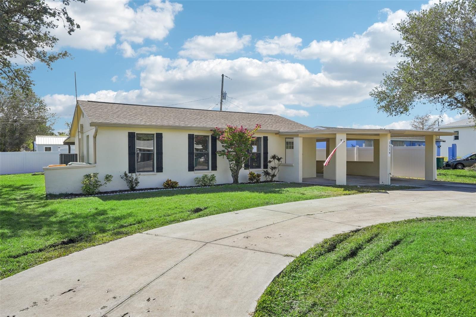 Image 3 of 28 For 1219 Ansin Street
