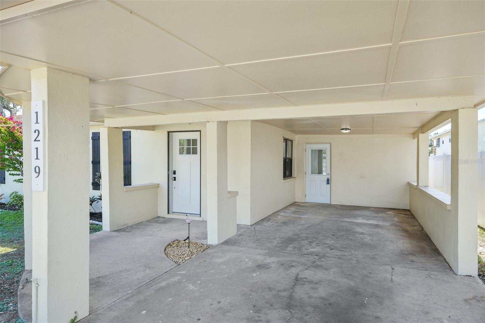 Image 4 of 28 For 1219 Ansin Street