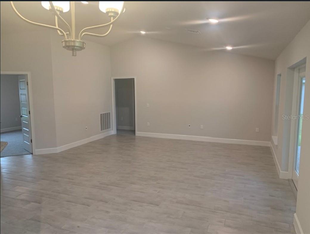 Image 3 of 6 For 4063 Conestoga Street