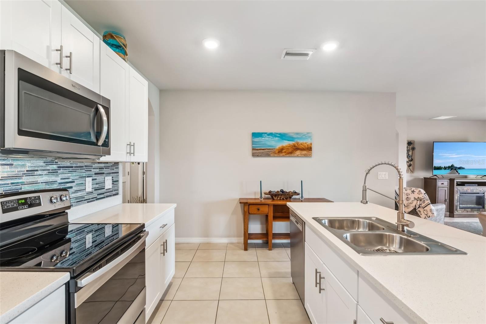 Image 17 of 66 For 3861 Cobblestone Lane