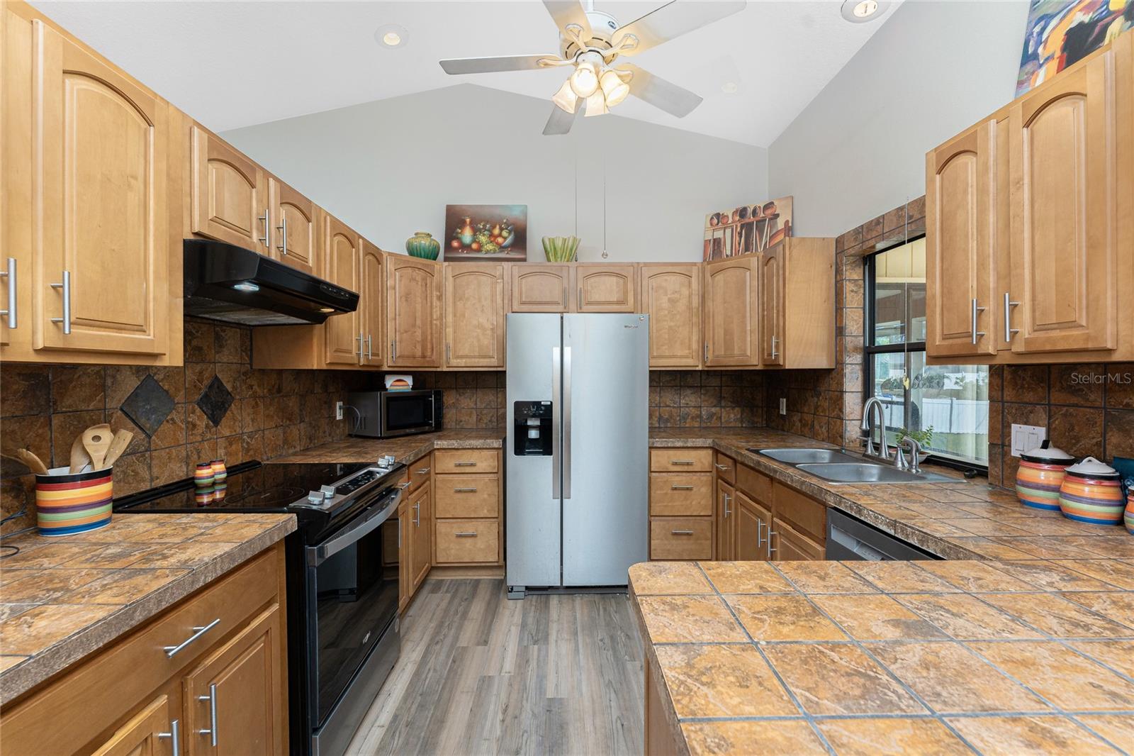 Image 6 of 21 For 5991 Gillot Boulevard