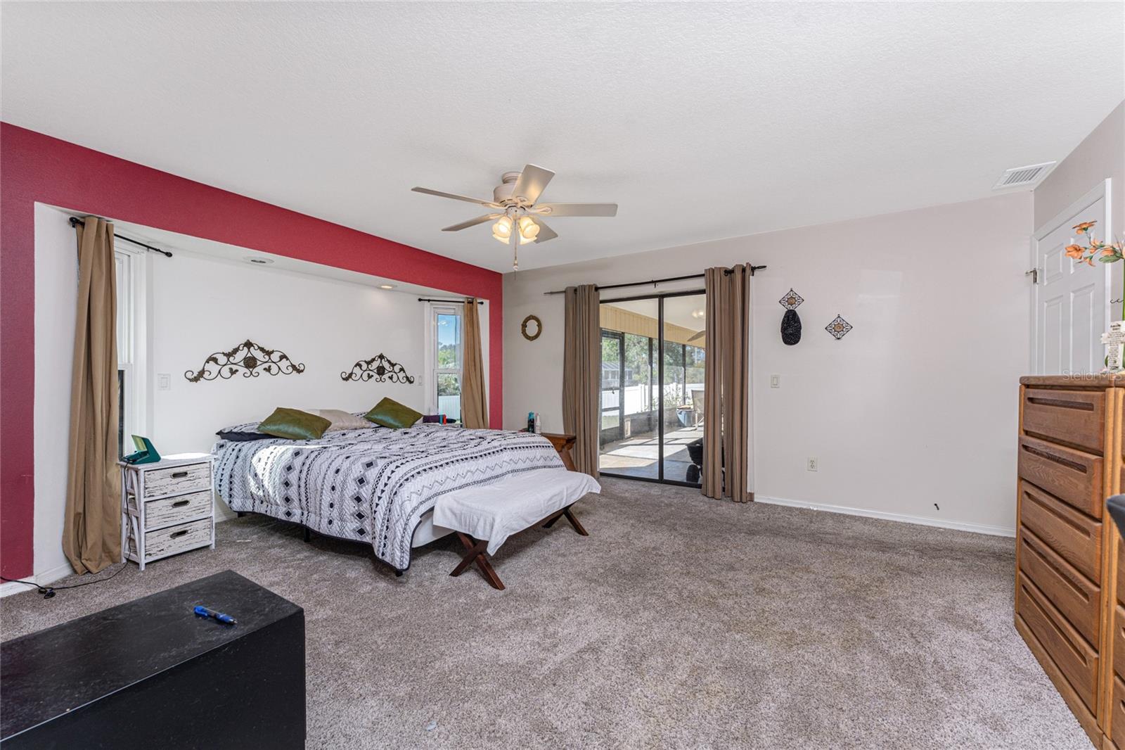 Image 8 of 21 For 5991 Gillot Boulevard