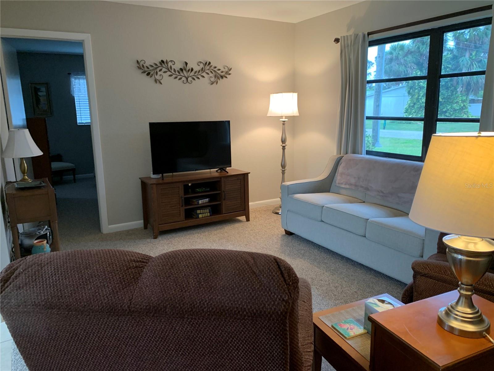 Image 4 of 25 For 18094 Ackerman Avenue