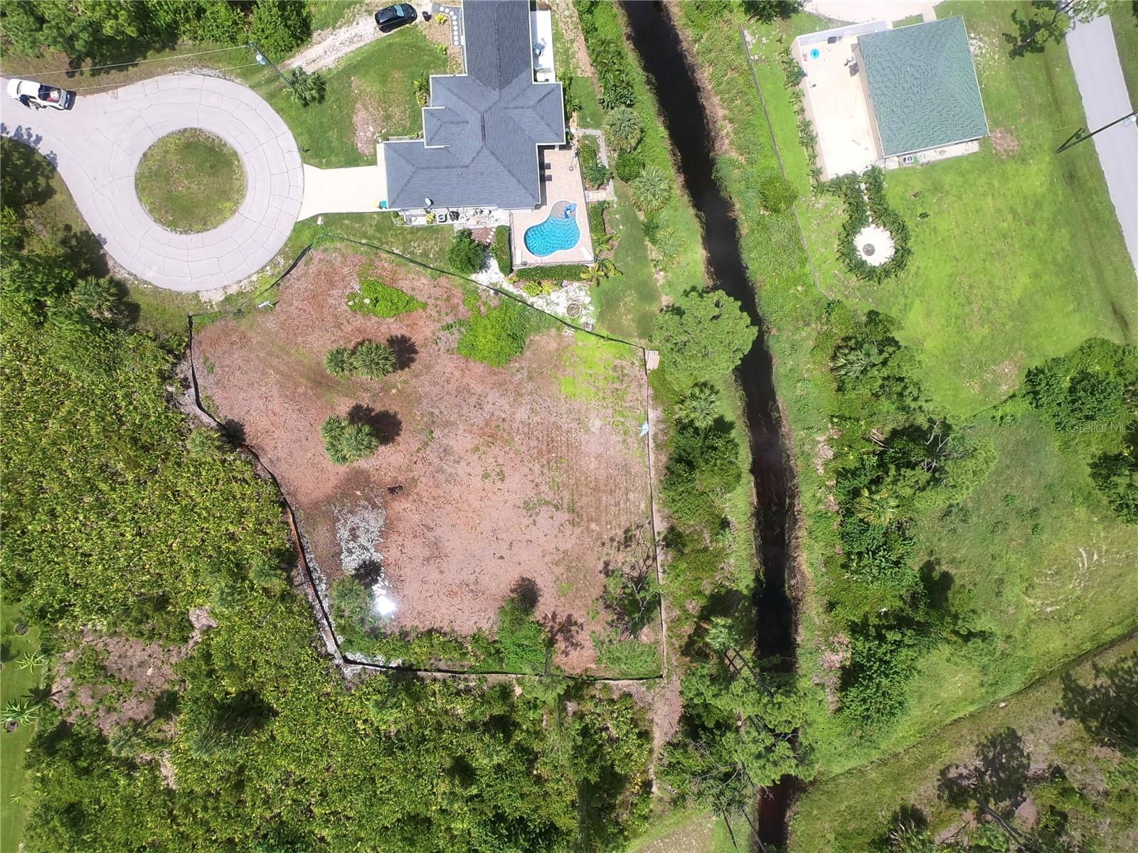Image 3 of 4 For 12301 Webb Court